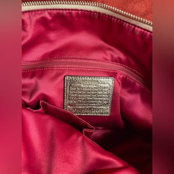 Coach Poppy Story Patch Large Metallic Gold Glam Tote - Picture 3 of 4